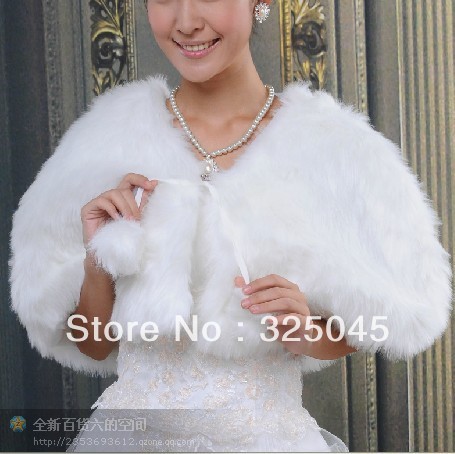 31 New White Wedding Faux Fur Shrug Wraps Bridal Special Occasion Shawls