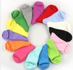 4 pair In tube solid color female candy cotton socks/random