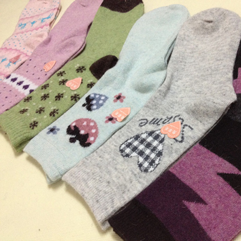 5pairs/lot,free shipping,casual socks cartoon women's socks wholesale