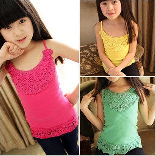 5pcs/lot girls hollow out lace camisole tank tops baby children candy color sleeveless t-shirt ZZ0395