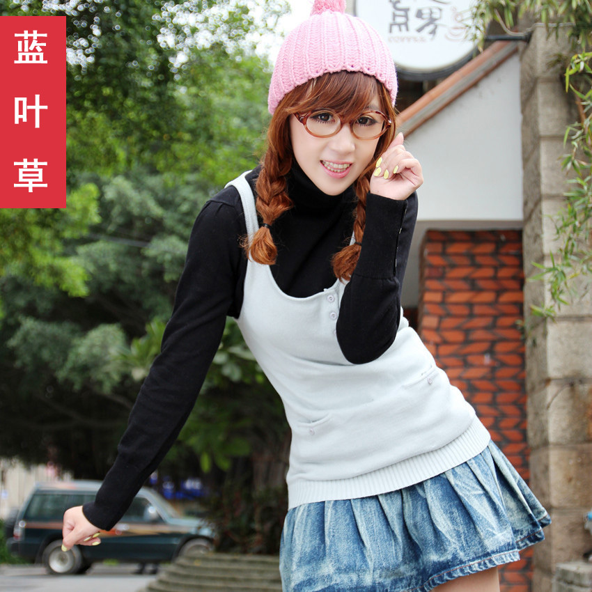 5t 2012 autumn winter   women's 100% cotton small vest  lovely vest slim wool  pullover sweater cardigan
