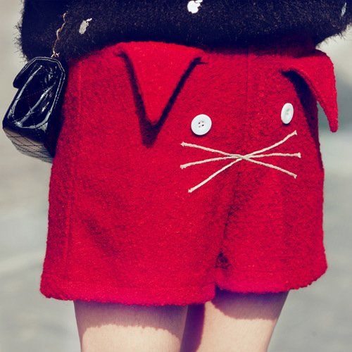 7581 # models real shot * 2012 autumn and winter new cute cat face solid color shorts - red