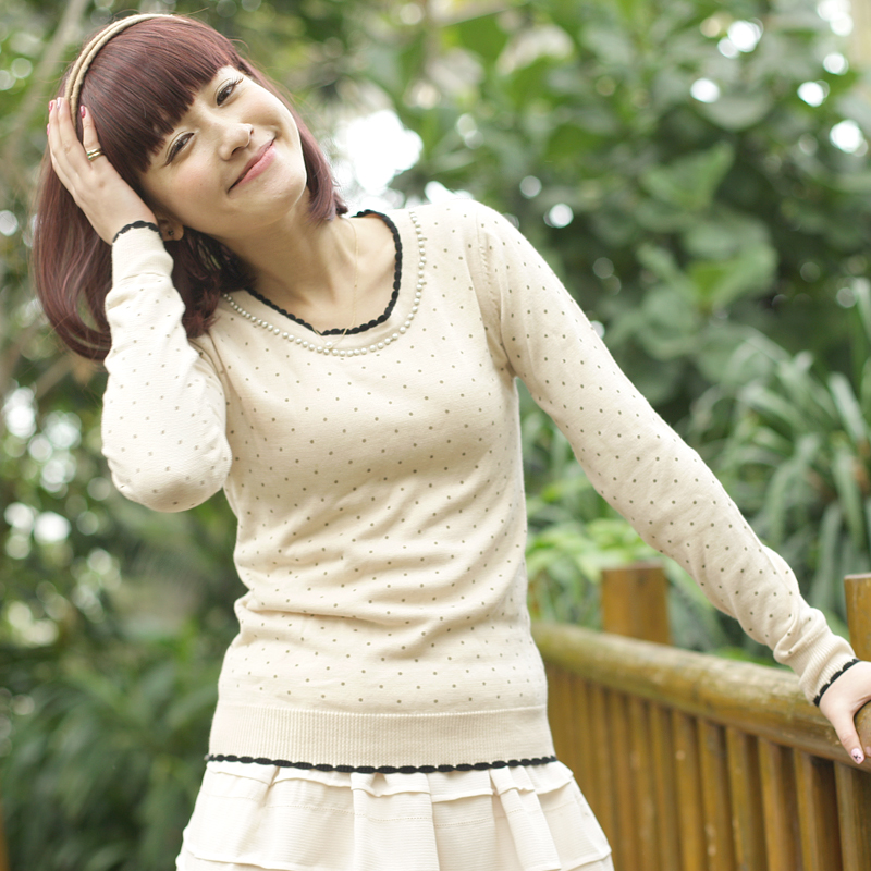 A23580 spring new arrival polka dot o-neck handmade beading color block sweater