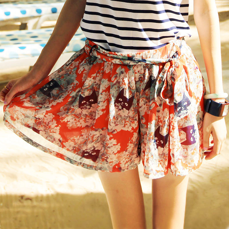 As 2012 summer women's flower print chiffon shorts culottes female 9214234