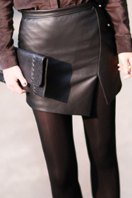 Asm 2011 brief all-match irregular placketing leather skirt 2