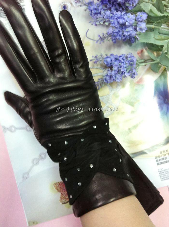 Autumn and winter fleece lined women's genuine leather gloves fashion thermal gloves butterfly with diamond