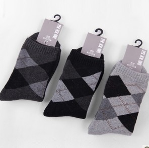 Autumn and winter  Men And Women Cotton Socks Many Colors To Choose