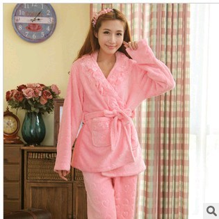 Autumn and winter sleepwear lace princess Women coral fleece thickening bands lovely sleepwear lounge three-color 6506