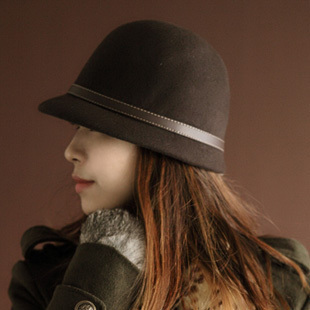 Autumn and winter woolen leather buckle on equestrian cap hat fashion cool