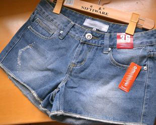 Autumn plus size loose Large diamond denim shorts female shorts