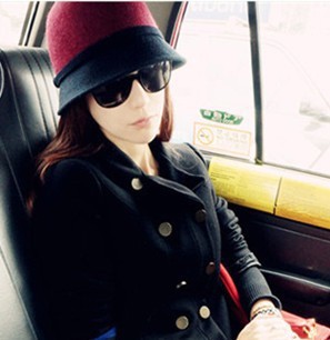 Autumn red black color block decoration two-color wool hat spring and autumn woolen cap