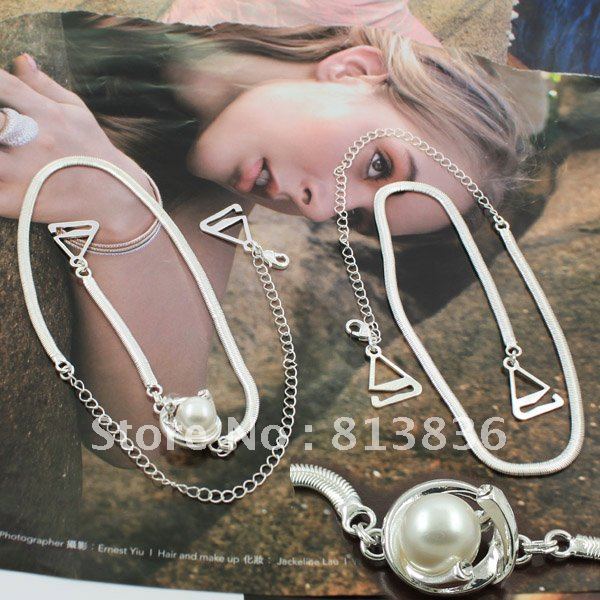 BB172-045!Min Order is USD10! Rhinestone Pearl Shoulder Chain Bra Strap Imitation Diamond Crystal Fashion Underwear Products