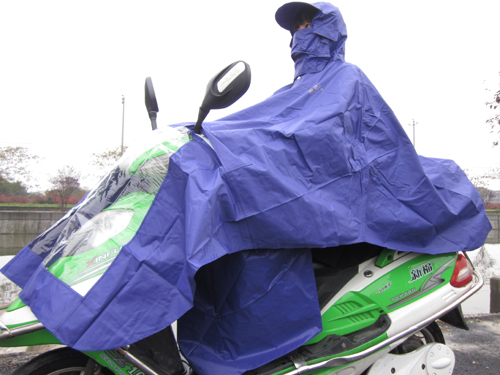 Big dykeheel skirt windproof hook Large motorcycle raincoat poncho electric bicycle raincoat