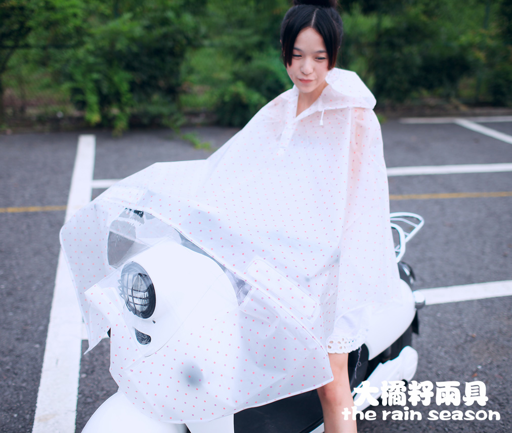Big orange seed rain gear eva polka dot tram car battery bicycle raincoat poncho lilac ,Free shipping