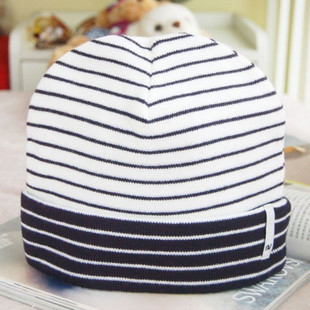 Black and white color matching roll-up hem knitted hat cotton cap thickening , big