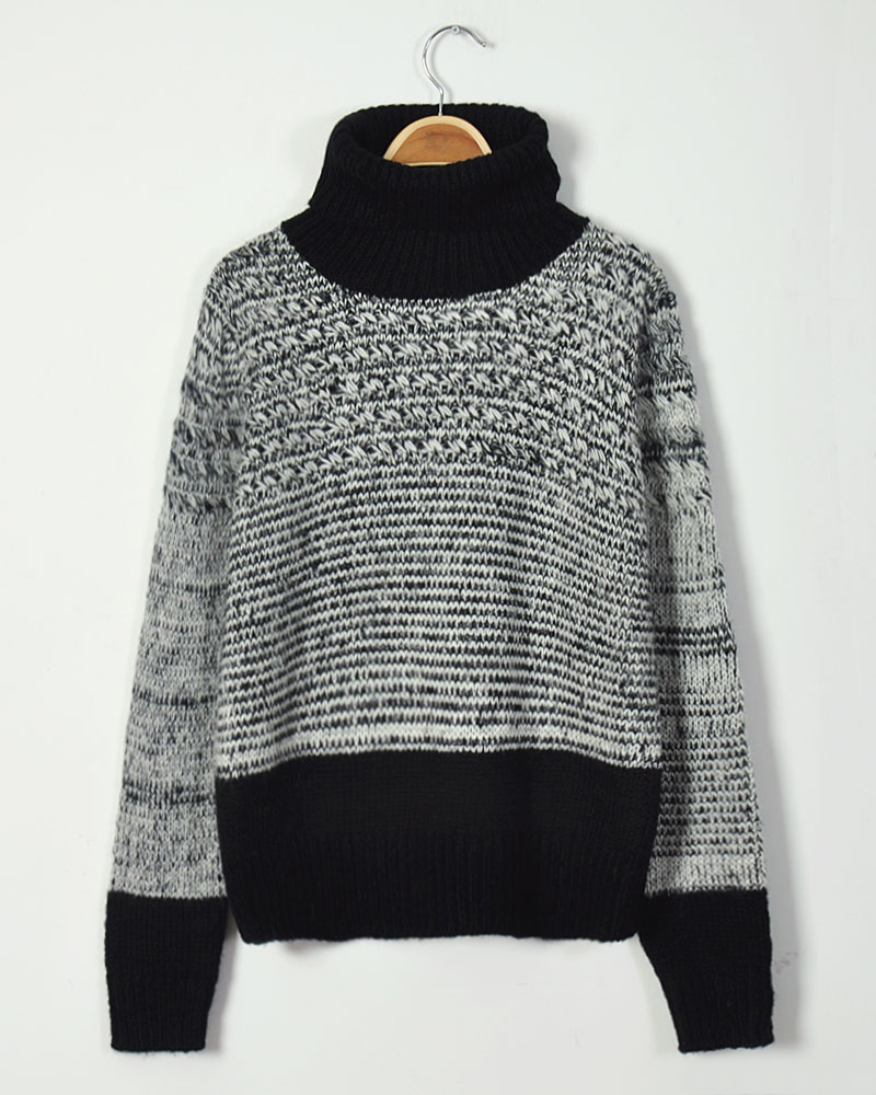 Black and white winter 1226 blended-color all-match good looking turtleneck pullover sweater thickening 2