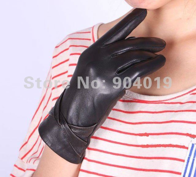 Black Deluxe Fashion Genuine Leather Women Gloves Wrist Gloves Cross Band S M L