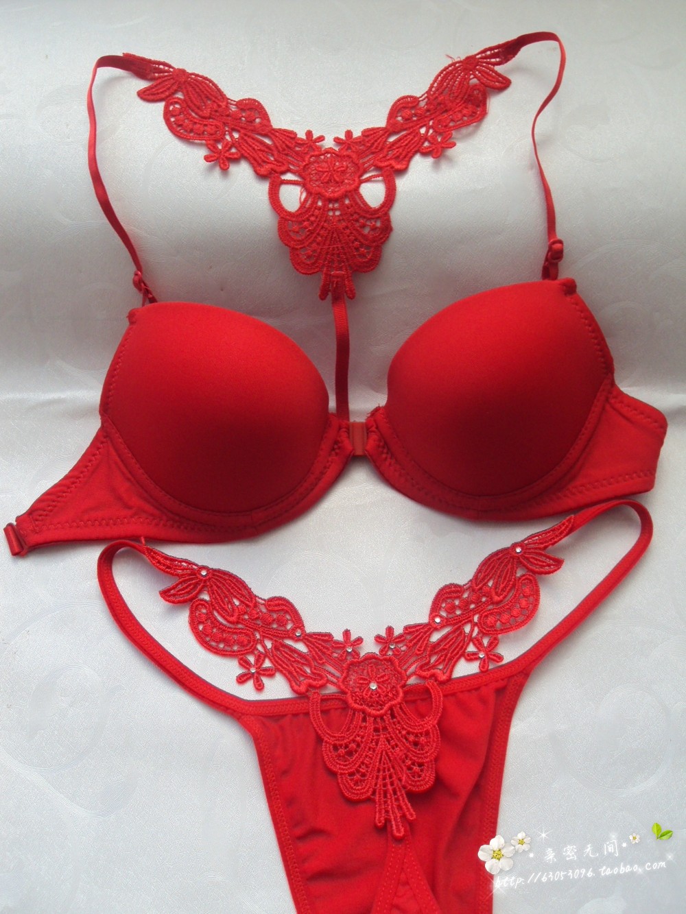 Black red glossy push up front button women's underwear bra set