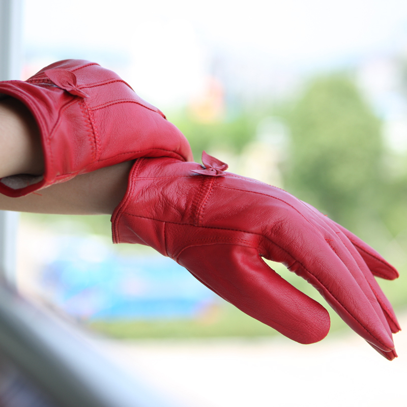 Blue house women's genuine leather gloves sheepskin red Women gloves fashion butterfly paragraph thermal