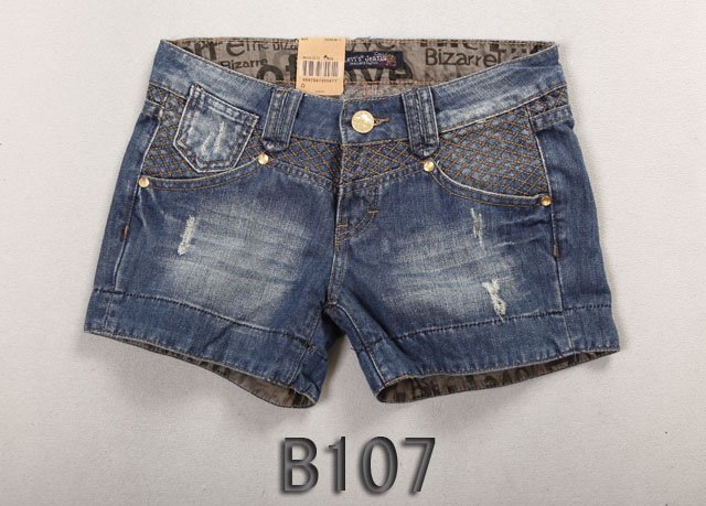 Brand new Lady denim shorts,women's jeans shorts,hot sale ladies' denim short pants size:26-32,free shipping  B107