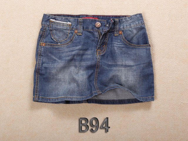 Brand new Lady denim shorts,women's jeans shorts,hot sale ladies' denim short pants size:26-32,free shipping B94