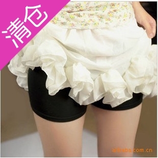 Brief spring and summer cool viscose shorts