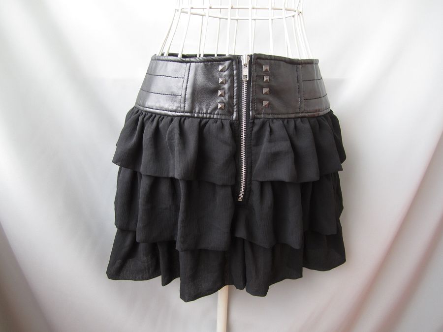 Chiffon black leather rivet half-length pants layered dress waist 68cm