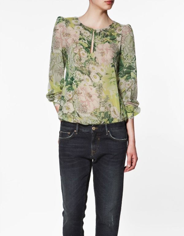 Chiffon pleated back turn down collar with rivet  black white sleeveless women shirt blouse/1 piece Free shipping/DT012