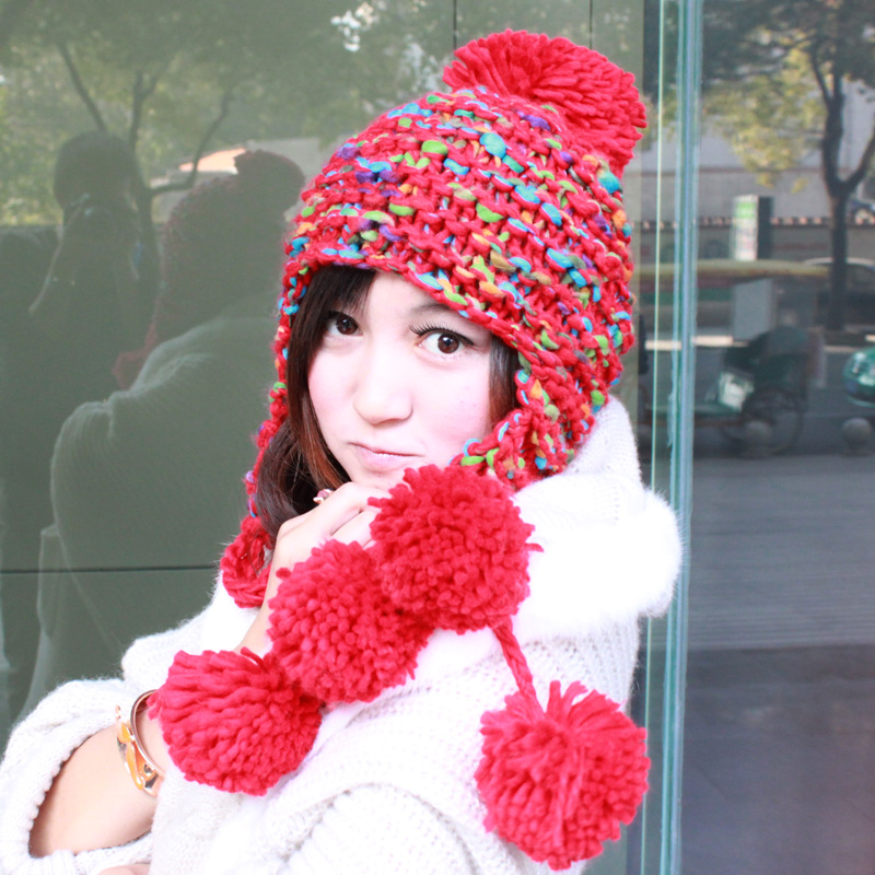 China's second E8237 knitted hat autumn and winter section stained hat ear thermal multicolour twisted knitted hat