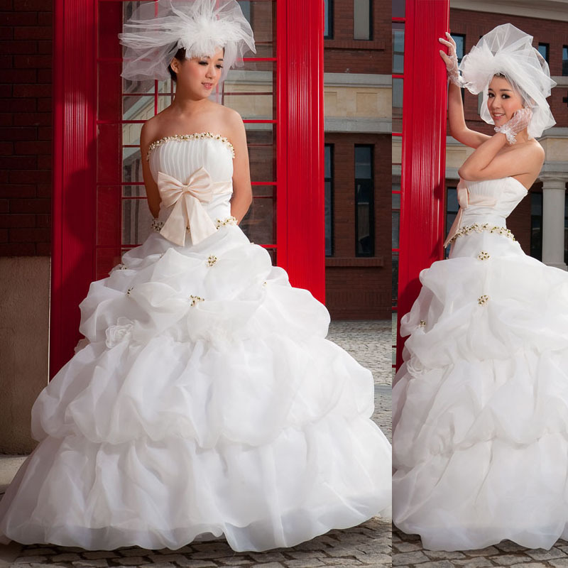 CHQY--Wedding dress new 2013 Korean version of the warm sweet princess flower bride wedding wedding dress HS209