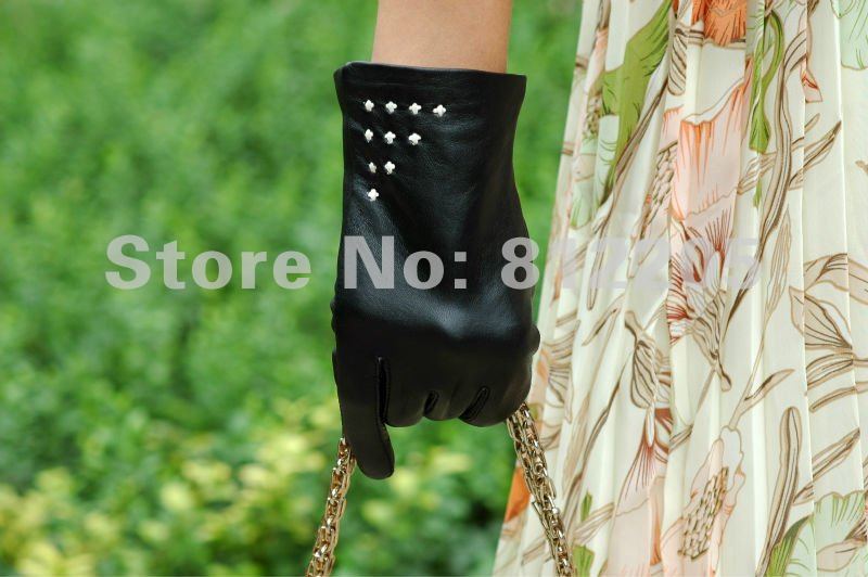 Christmas 2012 Free shipping Wholesale ladies/women fashion genuine black goat leather gloves with bow/flowers 025-2