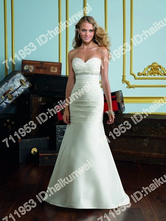 Classic and Elegant Taffeta Strapless Mermaid Wedding Dresses With Delicate Crystal Beading