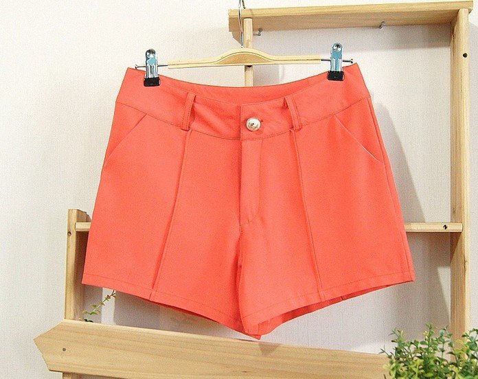 Clearance Sale Fashion Women's Chiffon Shorts Pants Available in 3 colors 2 Sizes Free Shipping
