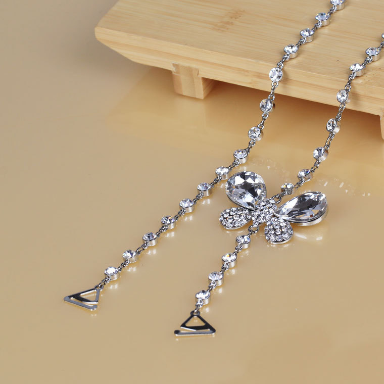 Clothing metal rhinestone shoulder strap crystal round diamond butterfly diamond pectoral girdle invisible