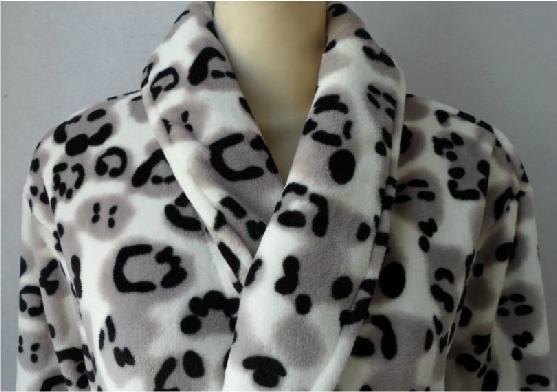 Coral fleece pajamas gown bath robe male female lovers leopard grain (flannel)