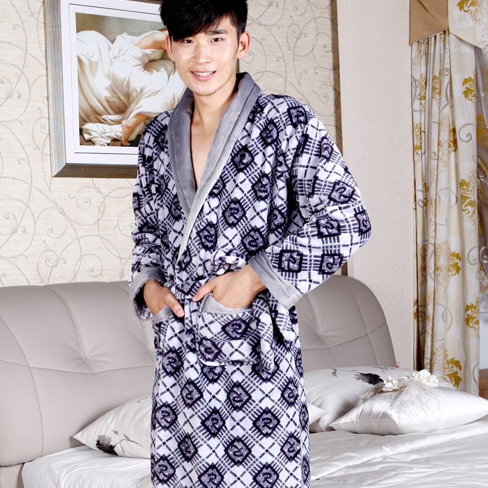 Coral fleece thickening flannel quality soft sleepwear thermal robe Men bathrobes