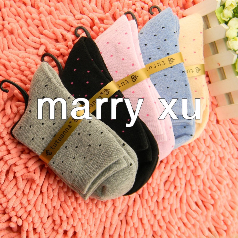 Cotton the women socks small point design plus cotton thickening in tube socks factory direct New autumn and winter explosion mo