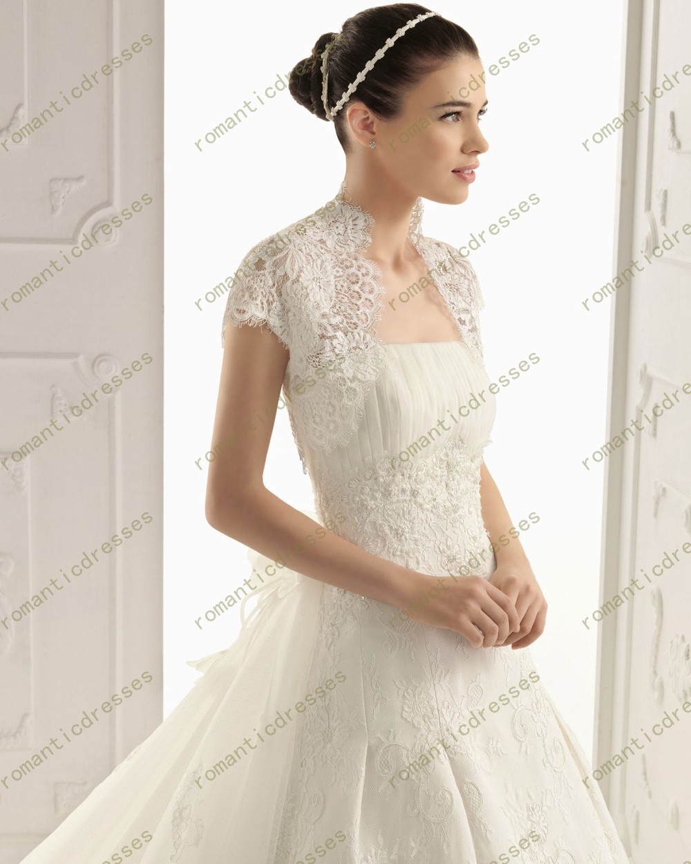 Custom made Lace See Through Wedding Jackets Boleros 2013New Free Shipping