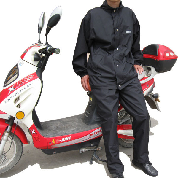 Double layer raincoat set black , car battery motorcycle raincoat poncho