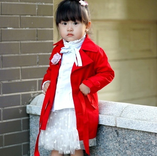 Ducci . red trench children's clothing female child spring and autumn . style outerwear big boy