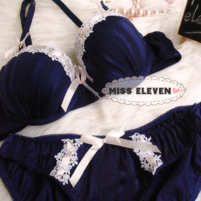 Embroidered sexy insert underwear bra set 70b75b80b