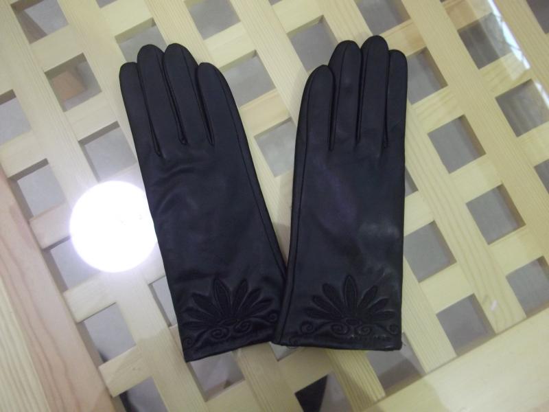 Embroidery flower genuine leather gloves female thermal sheepskin leather gloves winter women's genuine leather gloves thin