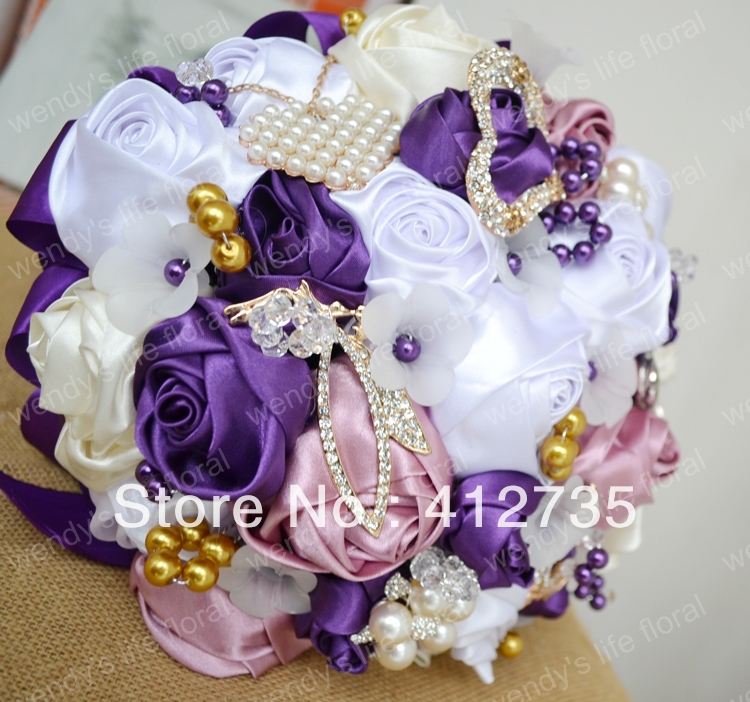 EMS Free Shipping,White purple rose brooch beadwork bride hand flowers/wedding bouquet /decorative flowers with ribbons