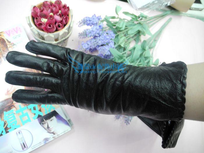 European version of the autumn and winter thermal women's genuine leather gloves women's gloves black