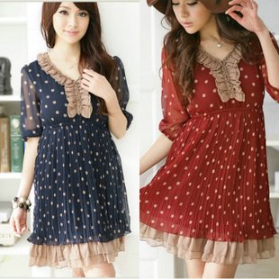 Extra large size plus size dress  new v-neck dot pleated dress fashion fold sleeve dress ss