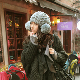 Face-lift large sphere knitted hat women's autumn and winter ear warm hat knitted hat