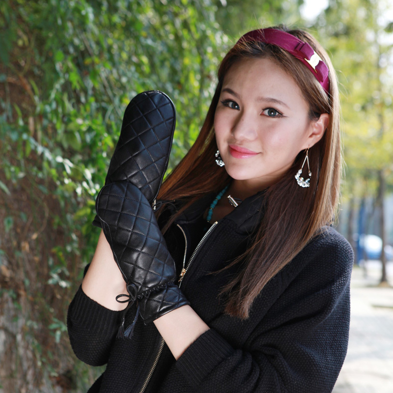 Fashion female dimond plaid yarn sheepskin genuine leather gloves winter thickening