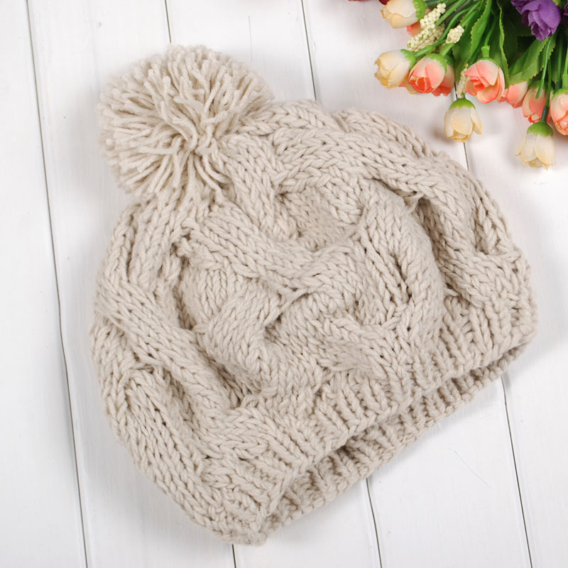 Fashion knitted hat winter knitted hat winter embroidery women's retro finishing me002
