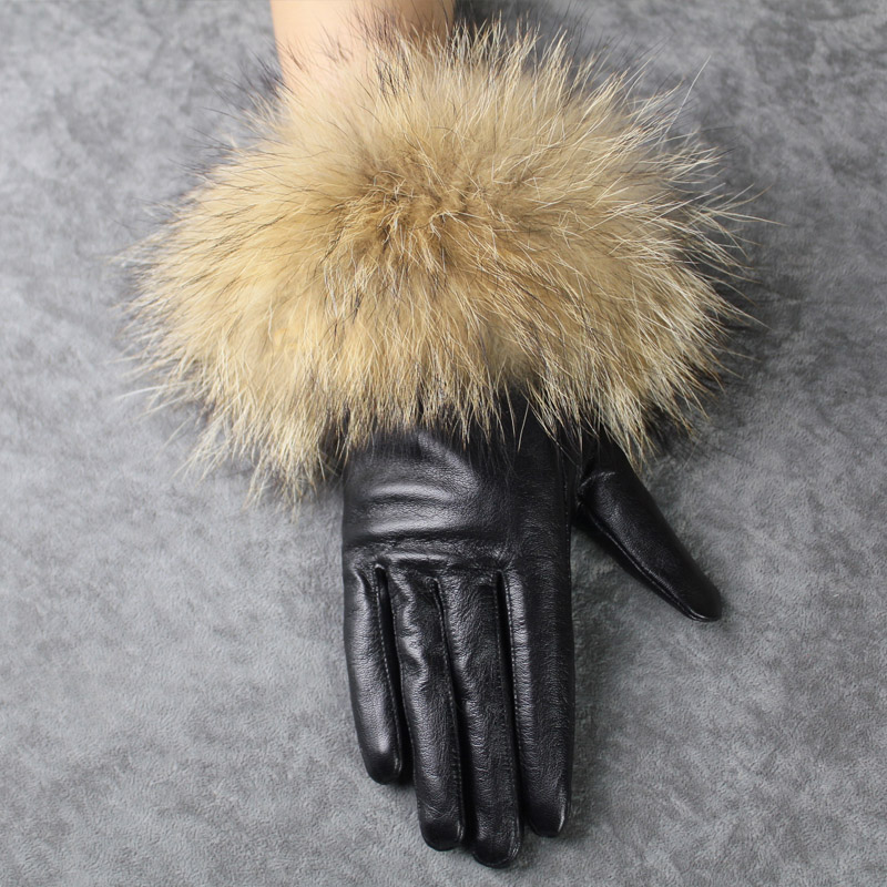 Fashion oversized raccoon fur wool gloves suede genuine leather gloves women's winter thermal