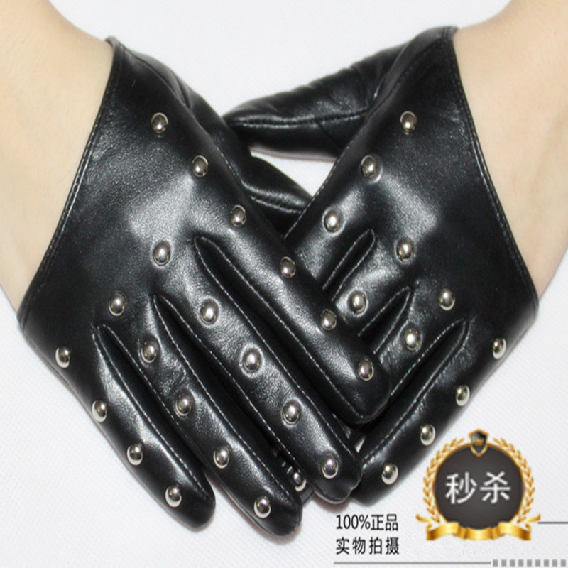 Fashion rivet faux leather women's punk gloves